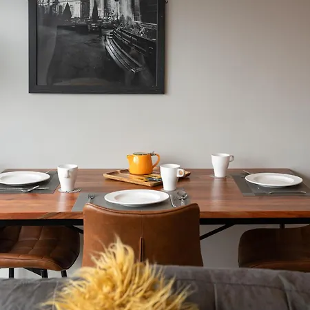 High Street Town House Aparthotel Manchester