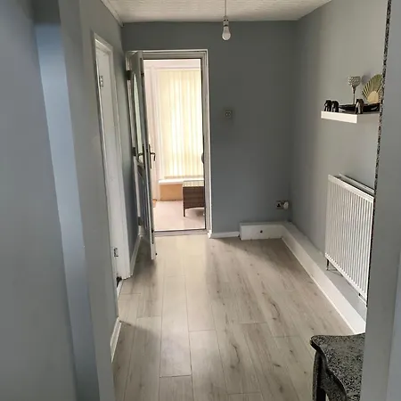 Great Value Comfort Free Parking Near 度假居 曼彻斯特