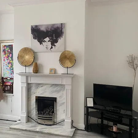 Gorgeous Stylish Cheri Victorian House In *