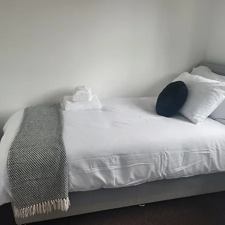 Apartment Spacious & Cosy In Manchester