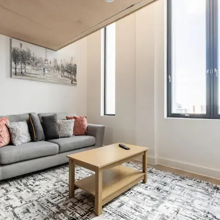 Two Bedrooms Exquisite En-suite Deansgate