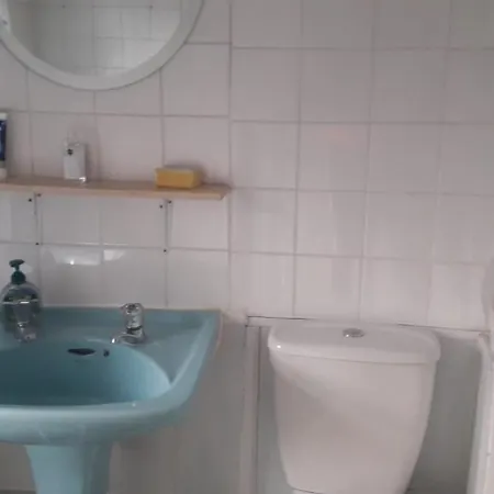 Bird Song Old Trafford بيت للعطل *