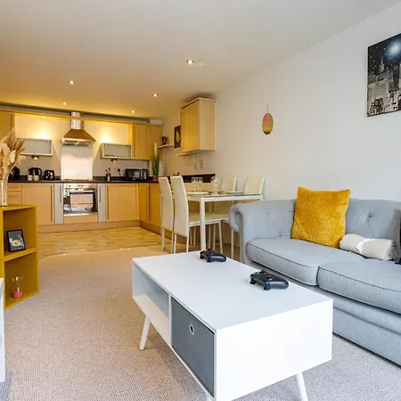 Lovely 2 Bed 2 Bathroom Manchester