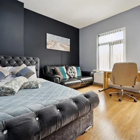 Mega Flat Near Arndale City Centre Manchester