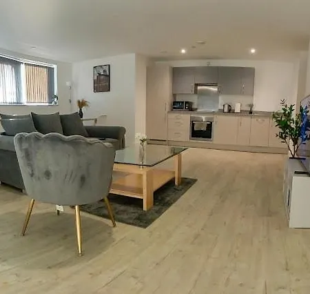 Stunning 2bedroom *
