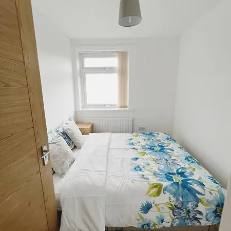 ホームステイ House In The Heart Of