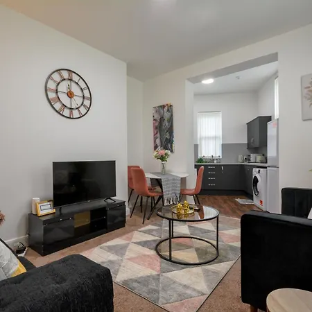 Apartment Stylish With Free Parking