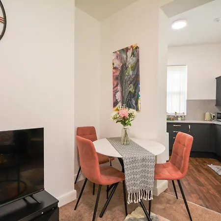 Apartment Stylish With Free Parking