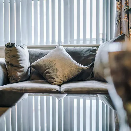 Cozy Away From In Manchester. * Manchester