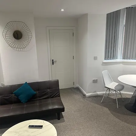 24 Apartment *