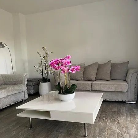 Modern, Stylish And Central Accommodatie bij particulieren *