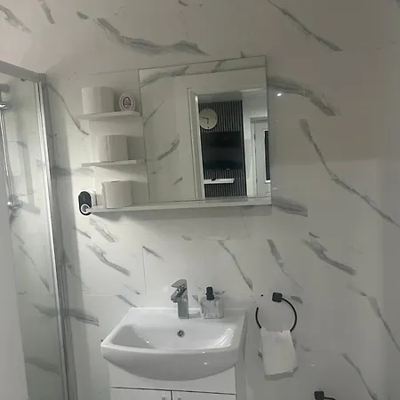 Dynasty Apartment