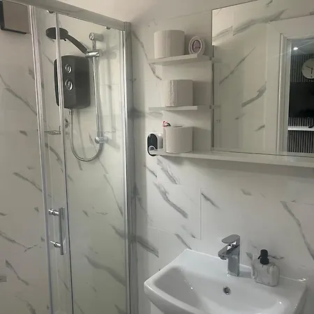 Dynasty Apartment