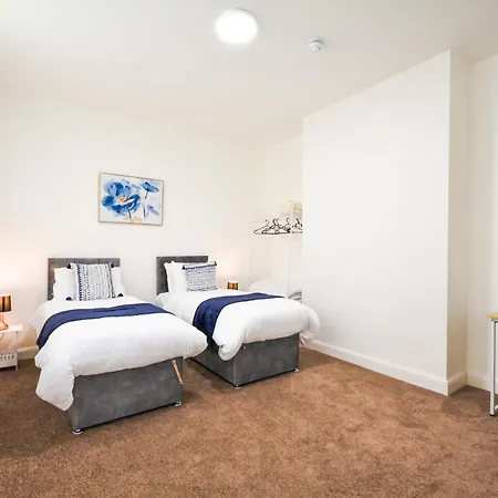 Apartment Stylish With Free Parking *