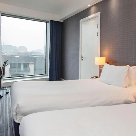 Express Centre Arena By Ihg Hotel
