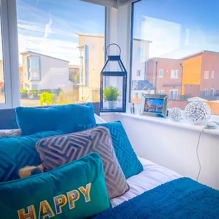 Bed & Breakfast Royal At Coop Live Etihad, Sports Manchester