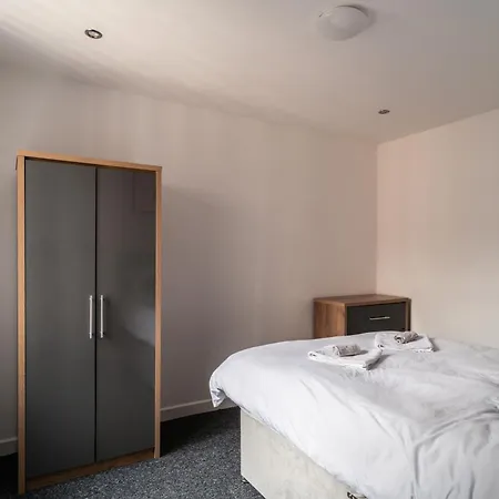 Δωμάτια σε οικογενειακή κατοικία Harmony House: Shared Spaces 3