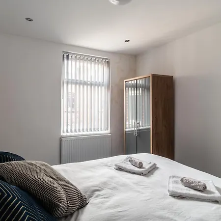 Δωμάτια σε οικογενειακή κατοικία Harmony House: Shared Spaces 3