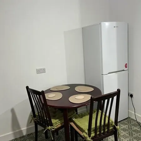 Lägenhet Stunning 2 Bed Rear Flat Manchester