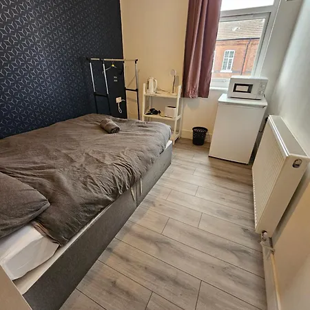 ホームステイ Double En In Levenshulme マンチェスター