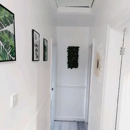 Apartment Cosy And Private House Close To Town