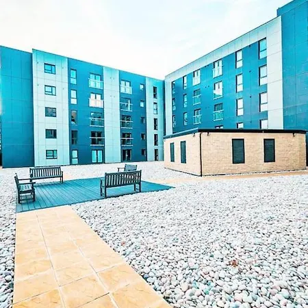 アパート A Superb 2 Bed, 2 Bathroom In Centre Free Parking