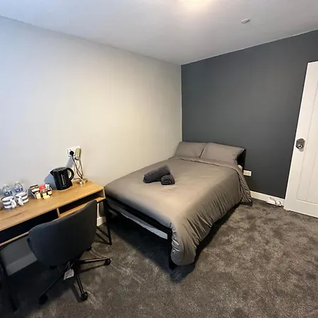 Ashley's Place * Manchester