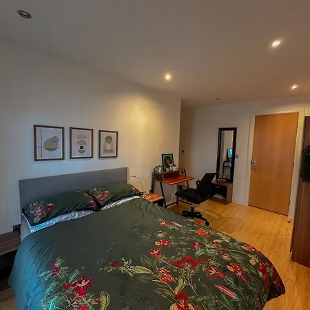 Apartment Entire 2br Flat In City Centre