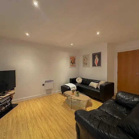 Entire 2br Flat In City Centre Apartment