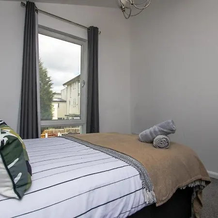 Exquisite Three Bedroom House * Manchester