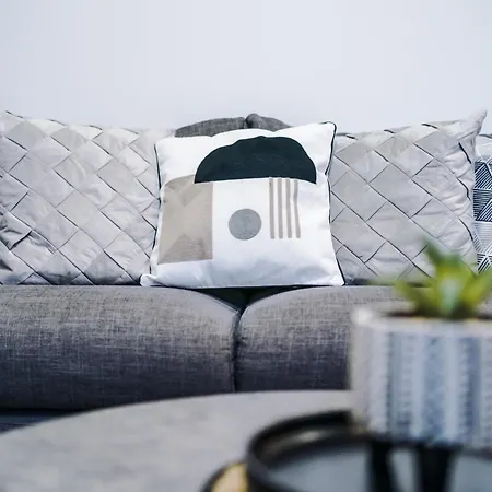 Captivating Modern 2 Bed Cc * Manchester