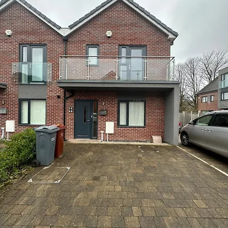 Privat bolig C U Ltd *