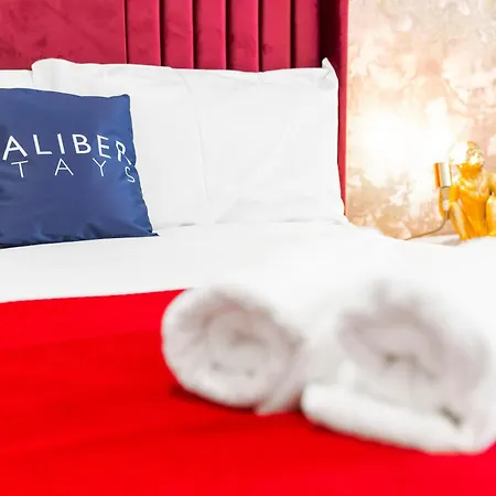 The Caliber Collection Luxury Centre - Caliber Stays Serviced Homes - Free Wifi Balcony Terrace Waterfront Views Appartement Manchester
