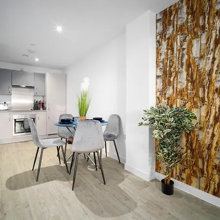 Appartement The Caliber Collection Luxury Centre - Caliber Stays Serviced Homes - Free Wifi Balcony Terrace Waterfront Views