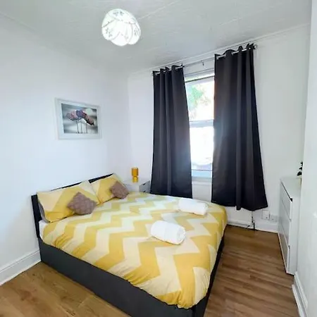 Cozy 3br Urban Oasis In The Hub דירה מנצ'סטר