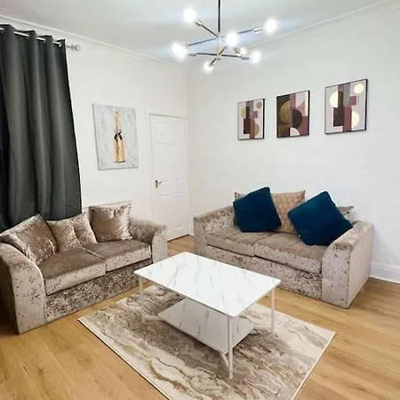 Cozy 3br Urban Oasis In The Hub *
