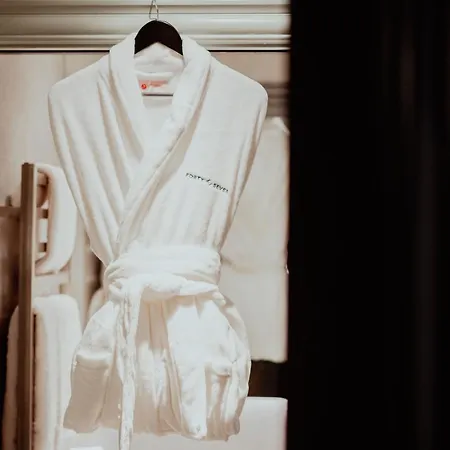 Forty Seven Manchester, Worldhotels Crafted 4*