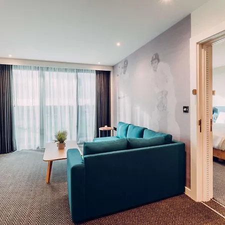 Hotel Hilton Garden Emirates Old Trafford 4*