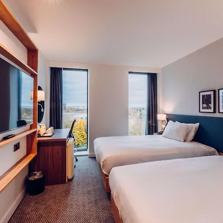 Hilton Garden Emirates Old Trafford
