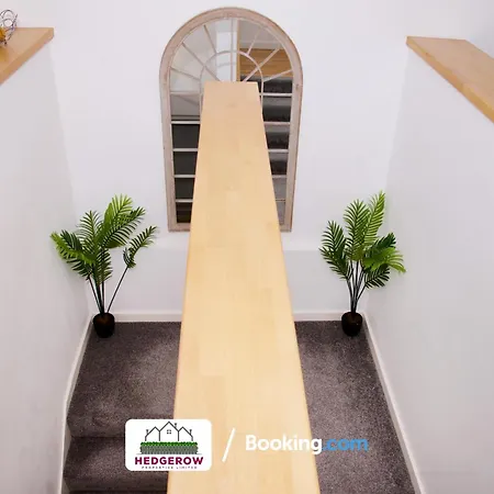 Last-minute Specials On Chic 2-bed, 2-bath Center Loft By Hedgerow Ltd * Manchester