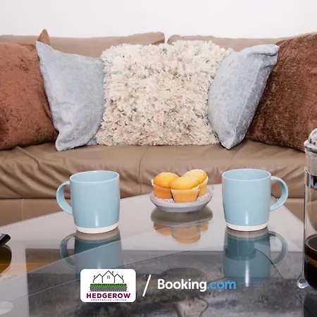 Last-minute Specials On Chic 2-bed, 2-bath Center Loft By Hedgerow Ltd 아파트