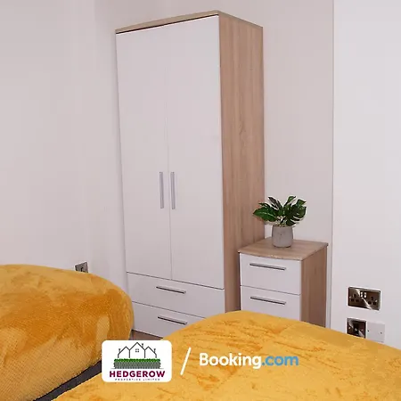 Apartment Premium Offers On 3-Night & Weekly Deal On 3-Bedroom Urban Loft By Hedgerow *