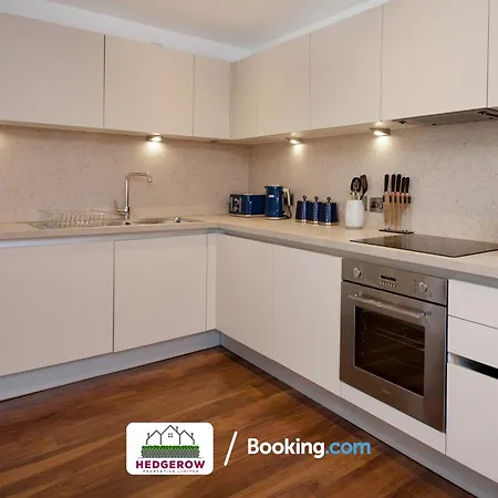 Apartment Premium Offers On 3-Night & Weekly Deal On 3-Bedroom Urban Loft By Hedgerow Manchester