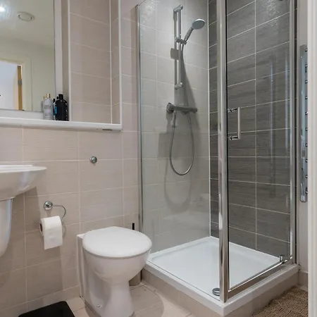 Drillzstays - Ethiad Free Parking