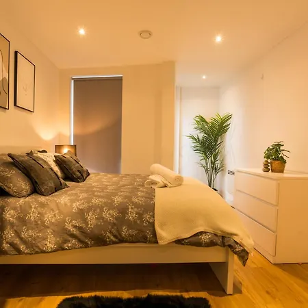 Drillzstays - Ethiad Free Parking Apartment
