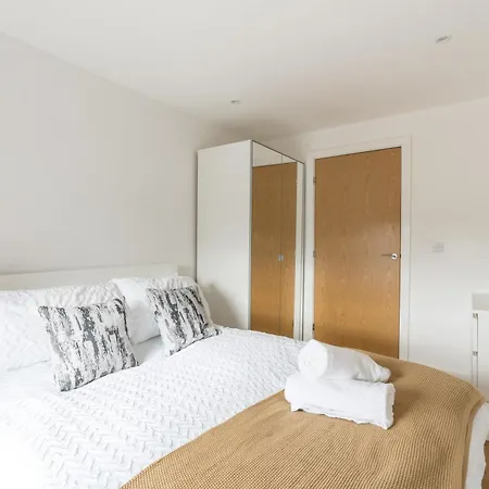 Apartment Drillzstays - Ethiad Free Parking