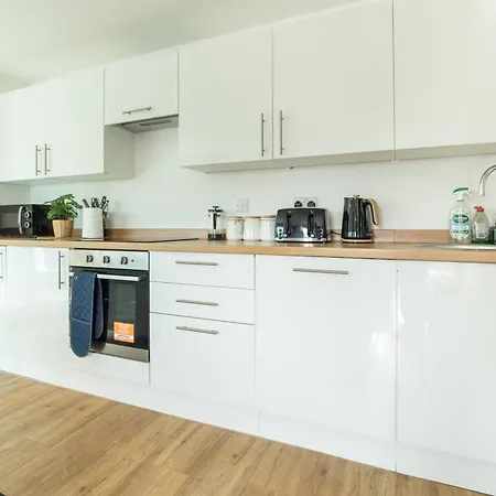 Drillzstays - Ethiad Free Parking Apartment *
