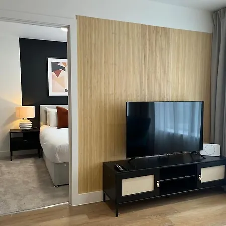 Cute One Bed - Old Trafford Apartment *