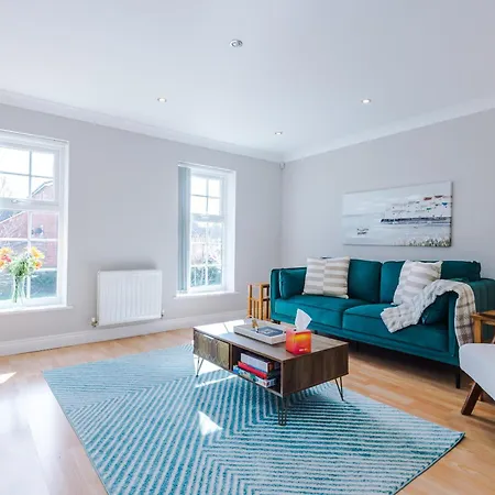 Cravenwood House * Manchester