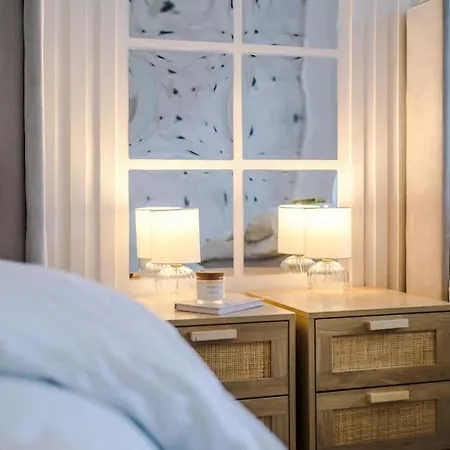 4 Bedroom House Eccles Holiday home